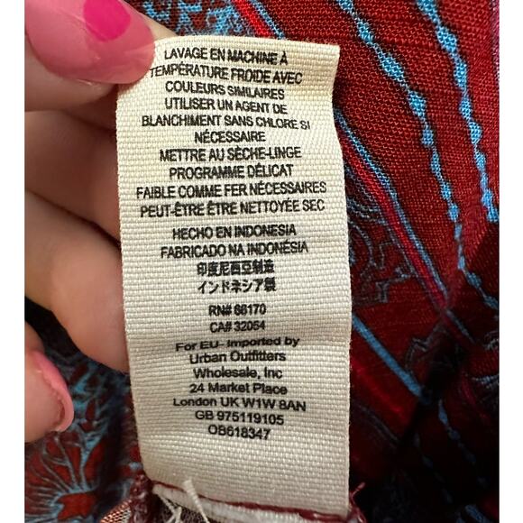 Free People Walking On A Dream Keyhole Pullover Tunic Red Blue Small Boho Hippie - Picture 8 of 8